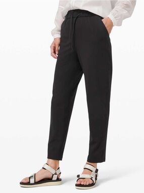 Lululemon Keep Moving Pant 7/8 High-Rise Black Pull-On Elastic Waistband Pant